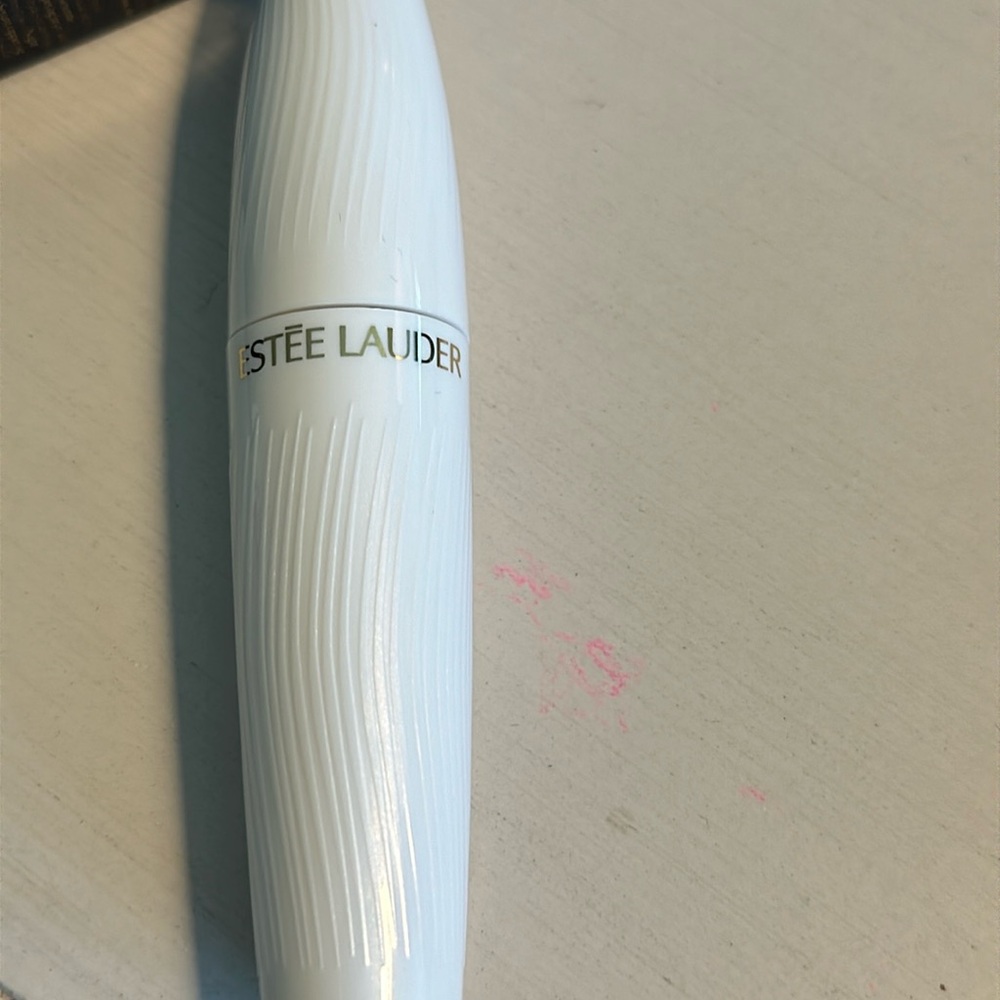 Estée Lauder turbo lash serum